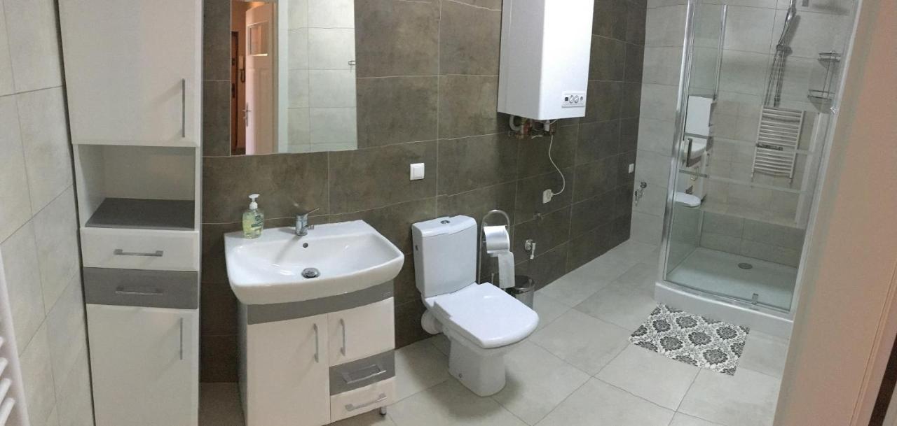 Apartament Kleopatra Gniezno Zewnętrze zdjęcie